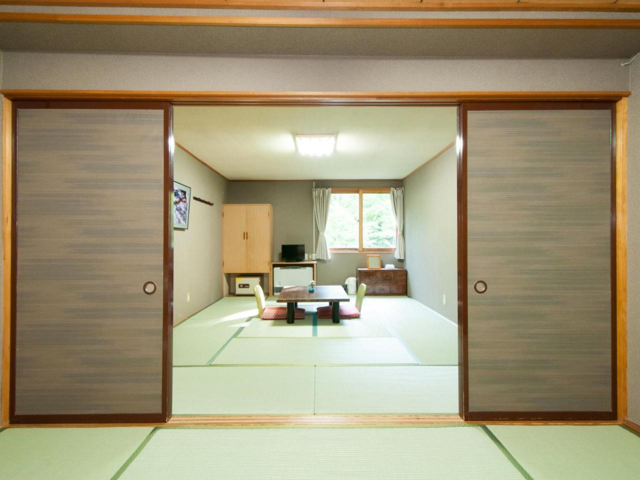 Готель Yachi Onsen Товада Екстер'єр фото